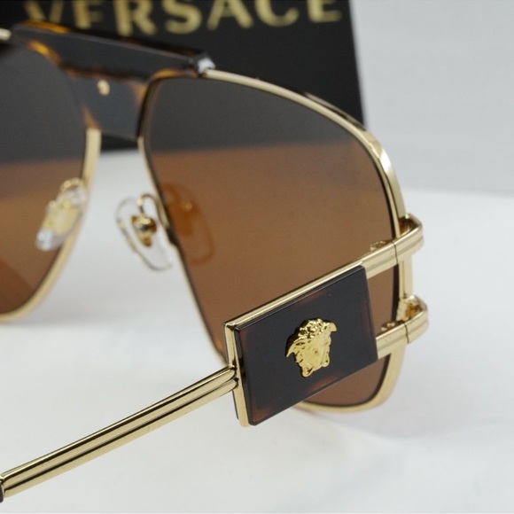 Always fantastic m!! This sunglasses are perfect gift unisex item! - Picture 3 of 4